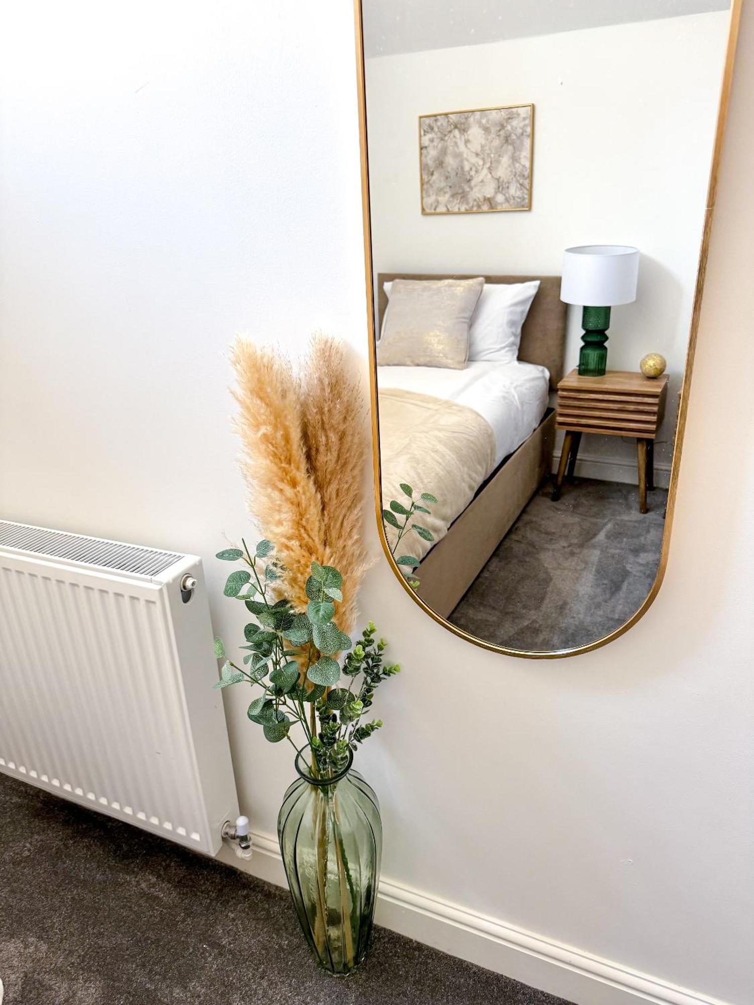 The Luxe Haven - Apartment Nottingham City Centre Екстер'єр фото